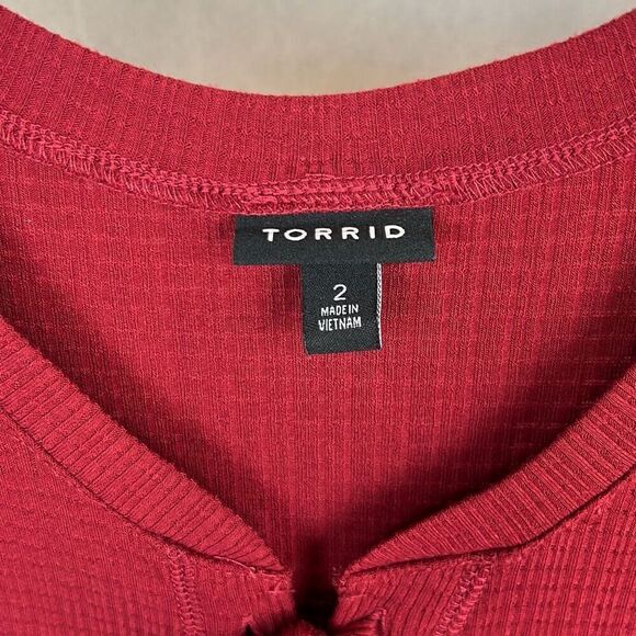 Torrid Texture Jersey Lace-Up Drop Shoulder Top Blouse Sz 2 2XL Burnt Red Crimso - Picture 2 of 7